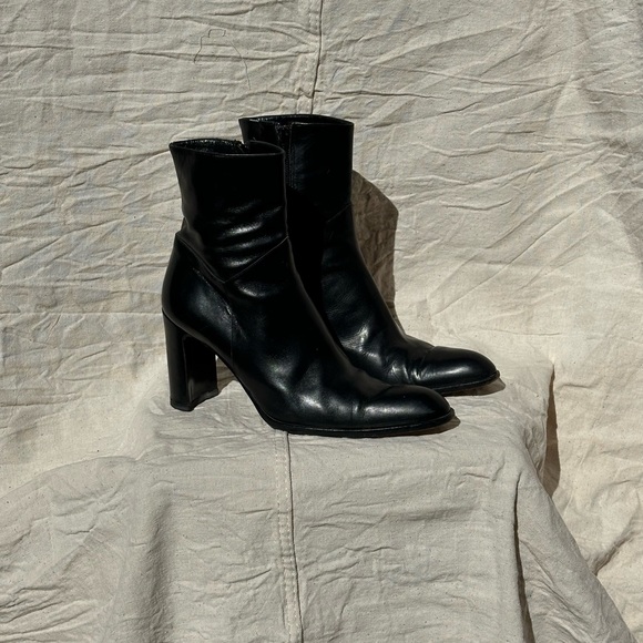 Barney’s New York Black Heel Boot - Picture 1 of 12